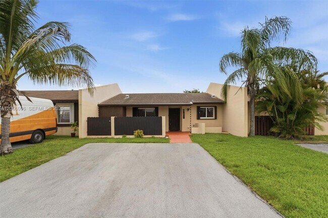 Building Photo - 11601 SW 123rd Ave
