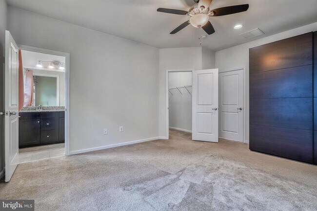 Building Photo - 3015 Hockley Mill Dr