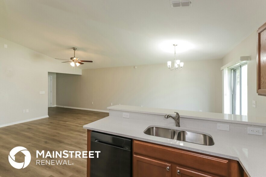 Building Photo - 5090 Belmont Park Ln