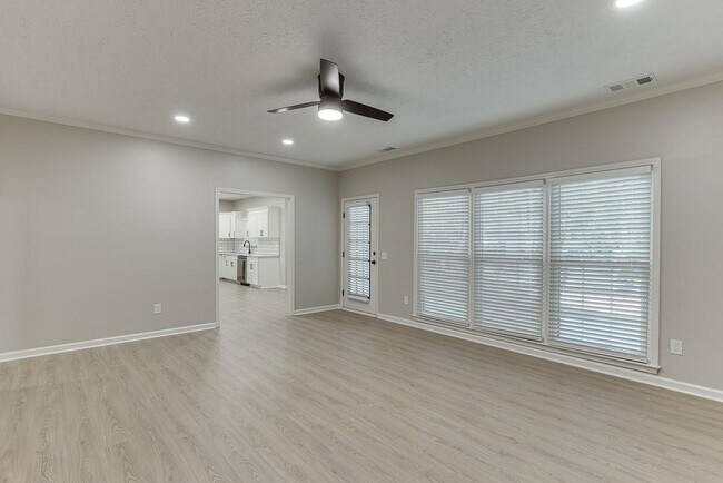 Building Photo - 5570 Cannonero Dr
