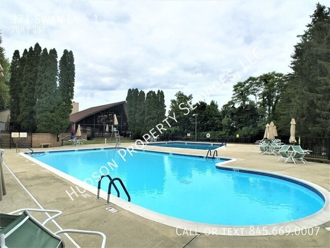 Building Photo - 2 Bed/2.5 Bath Condo in Fox Hill For Rent