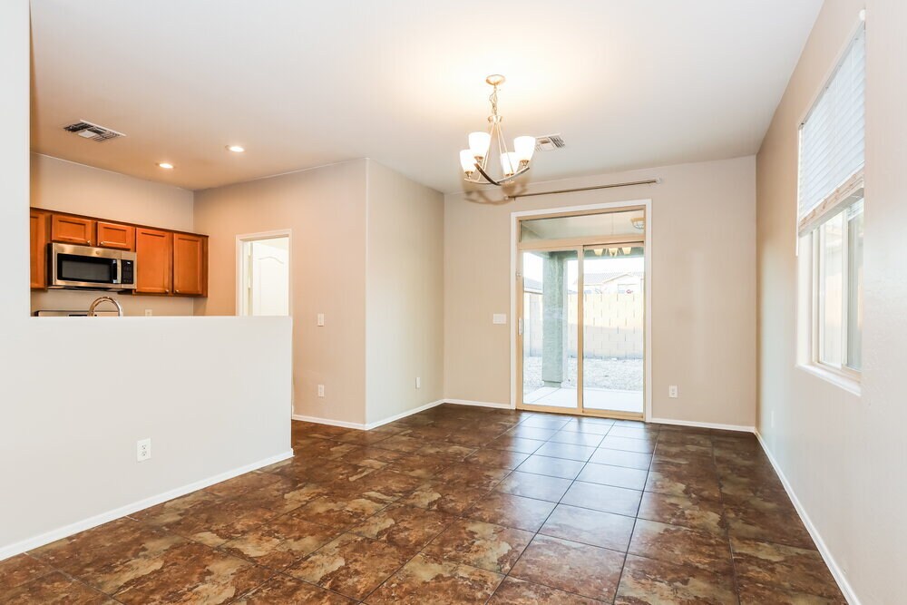 Building Photo - 7342 W St Charles Ave