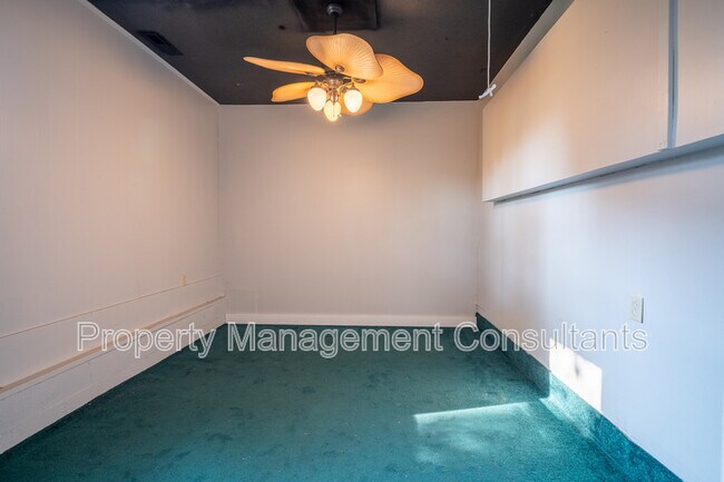 Building Photo - 912 Mountain Gap Rd SE