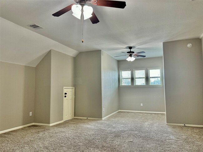 Building Photo - 28019 Canyon Wren Dr