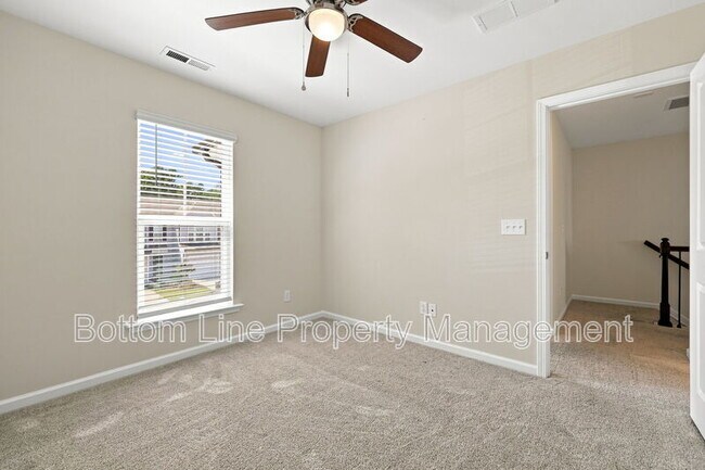 Building Photo - 1615 Glacier Dr