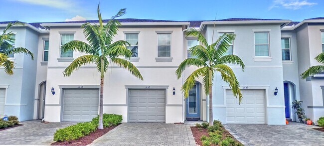Primary Photo - 1857 Tarni Way