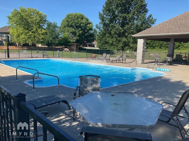 Building Photo - 5697 W Alexa Ln