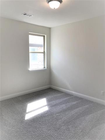 Building Photo - 6924 Royal View Dr