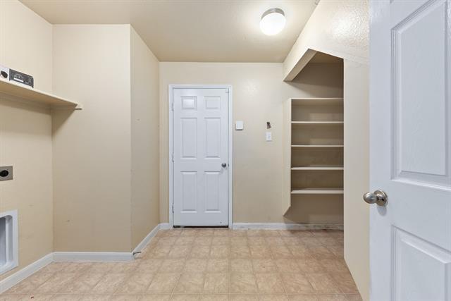 Building Photo - 9105 Sun Haven Way