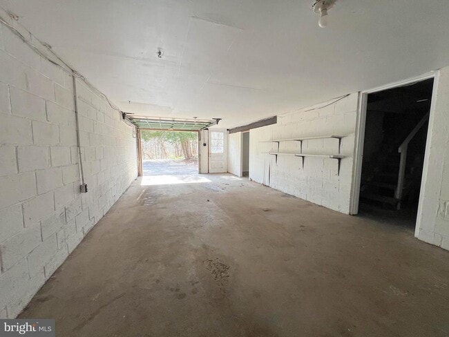 Building Photo - 1200 N Grange Ave