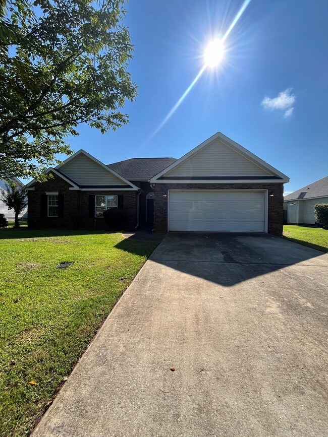 Building Photo - 715 Sark Dr