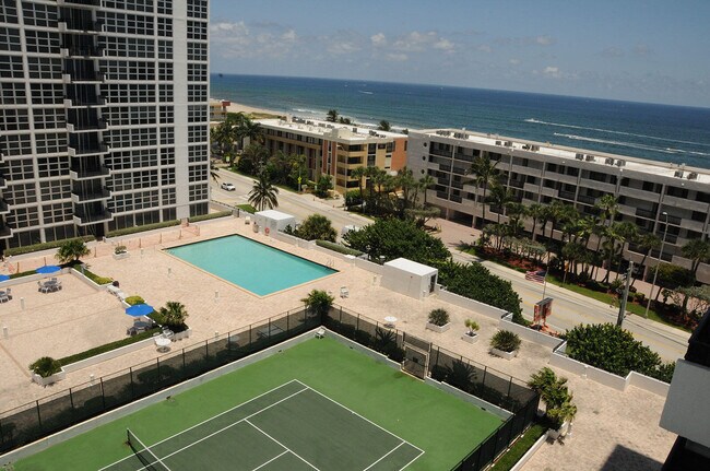 Building Photo - 525 N Ocean Blvd