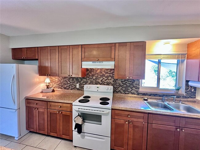 Building Photo - 5417 Jersey Ave S