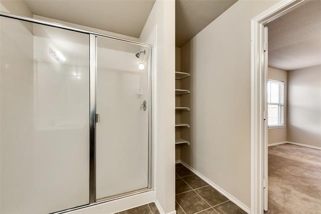 Building Photo - 1122 Rainer Dr