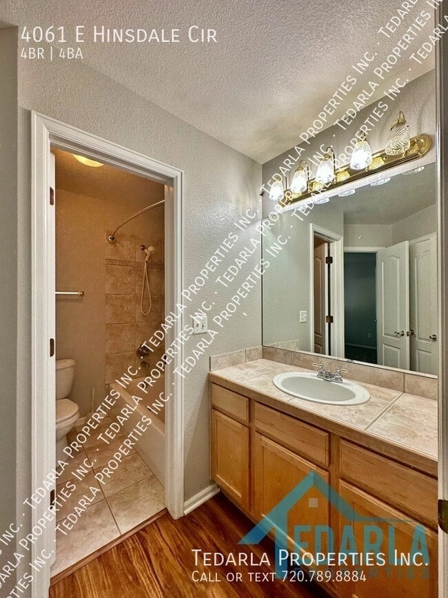 Building Photo - 4061 E Hinsdale Cir