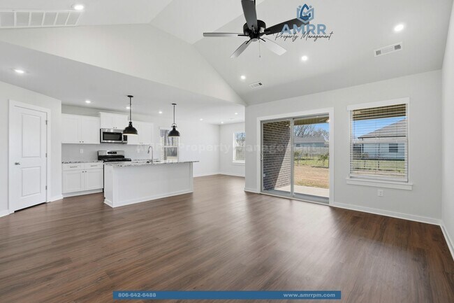 Building Photo - New Beginnings Start with AMRR: Spacious 3 Bedroom new build in Siloam Springs!