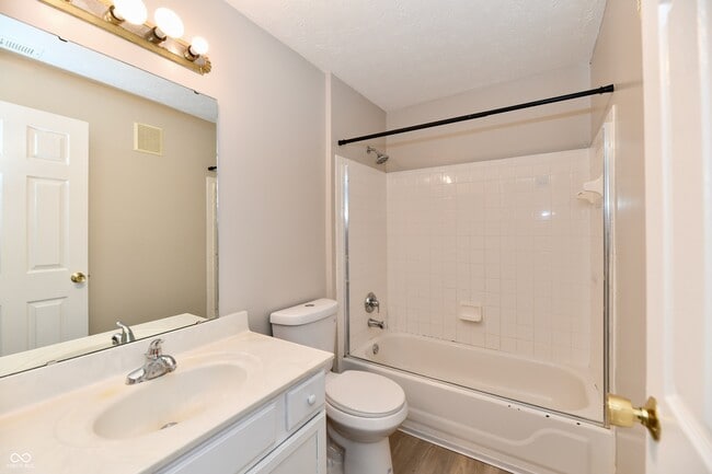 Building Photo - 209 Faulkner Ct