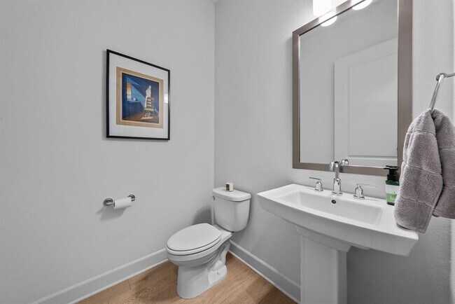 Building Photo - 5820 Harper Park Dr