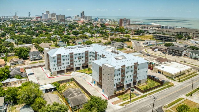 Building Photo - Fishpond Living At Corpus Christi