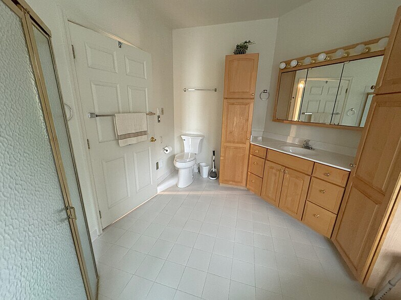 Building Photo - 510 Ewell Ct