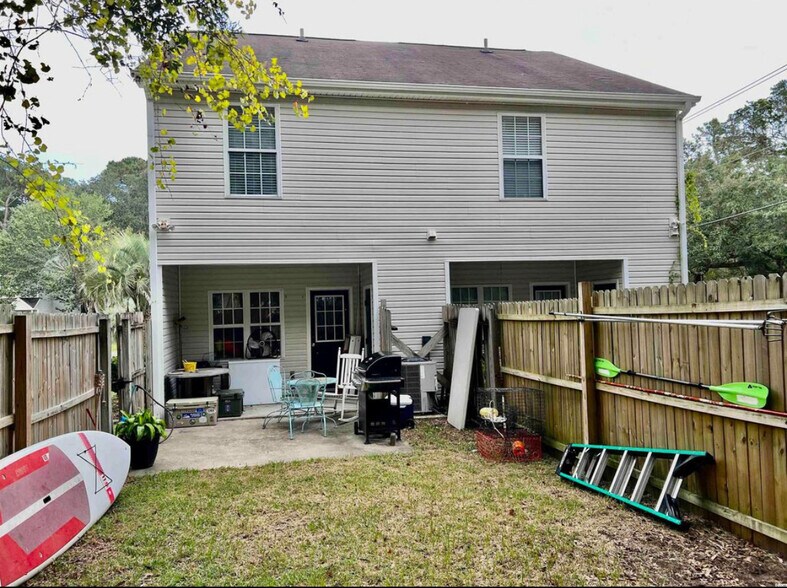 Building Photo - 11 Brandy Mill Way