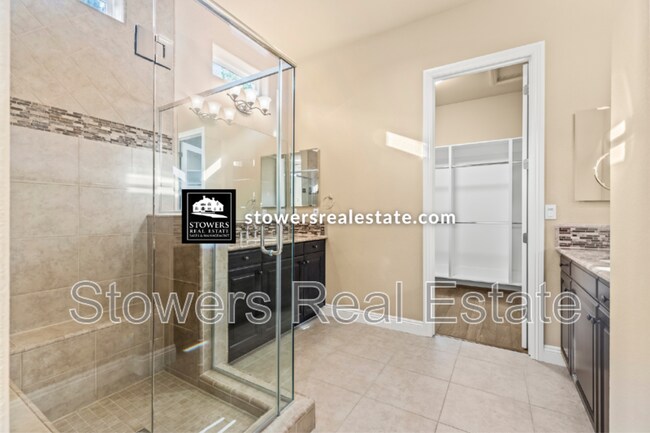 Building Photo - 1642 Pinot Pl