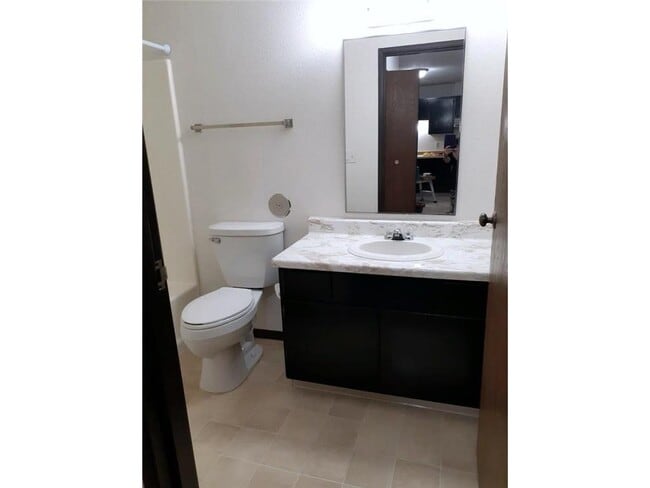 Building Photo - 303 1st St SW