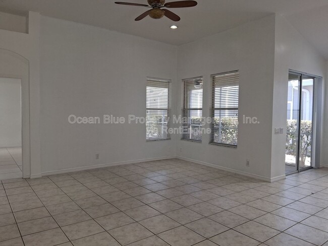 Building Photo - 10214 Evergreen Hill Dr