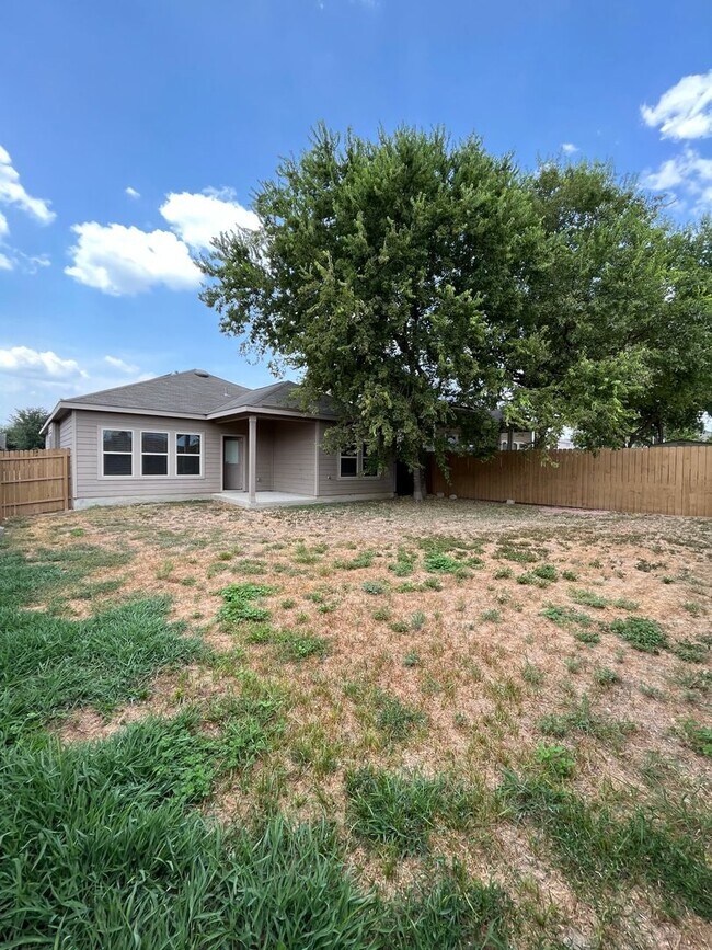 Building Photo - 4326 Stanley Park