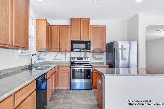 Building Photo - 7414 Bluebonnet Bay