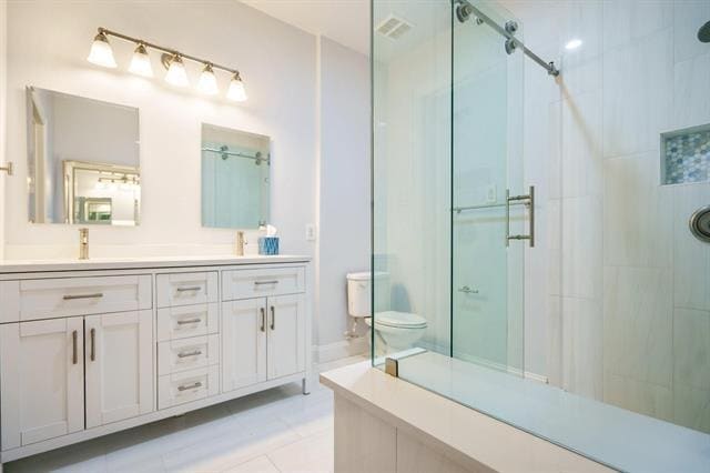 Building Photo - 5836 La Vista Dr