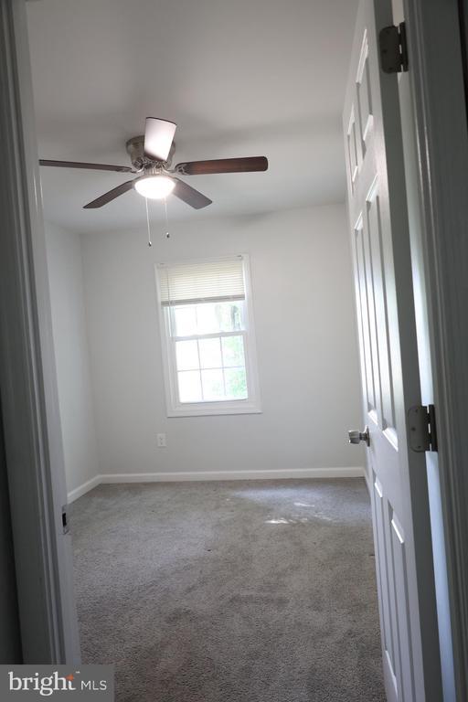 Building Photo - 2905 Wren Ct