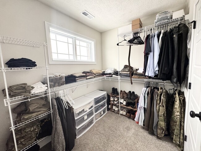 Building Photo - 958 Alton Dr