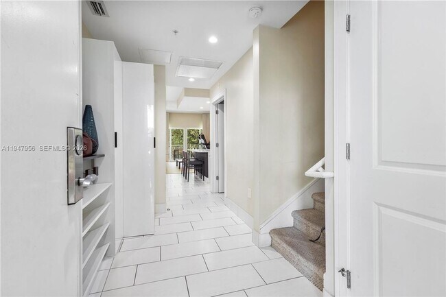 Building Photo - 5300 NW 87th Ave