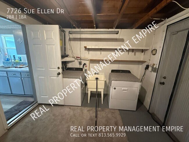 Building Photo - 7726 Sue Ellen Dr