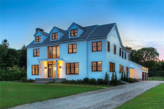 Building Photo - 766 Indian Ave