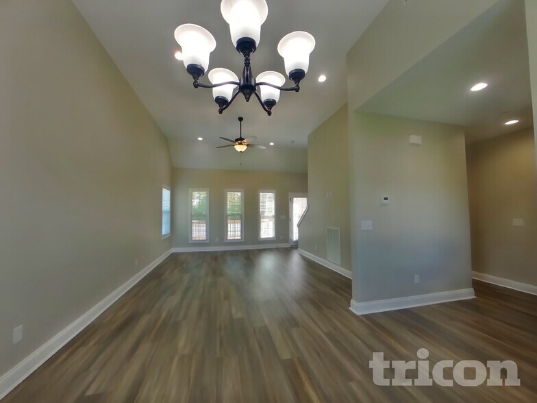 Building Photo - 109 Jesse Dr