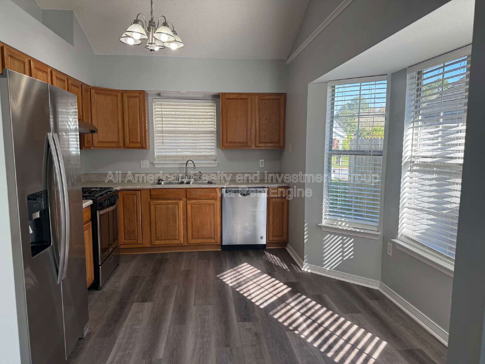 Building Photo - 1922 Heartland Dr