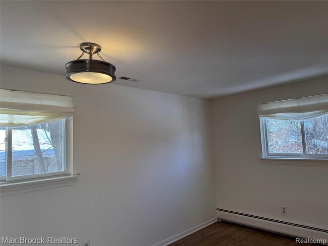 Building Photo - 4138 Westover Dr