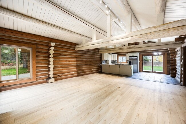 Building Photo - Updated Log Cabin in Park City — Modern Co...