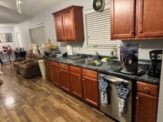 Building Photo - Great brick home located in Waterford Village OS