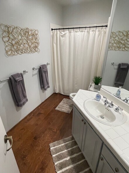 Building Photo - 10222 E Southwind Ln