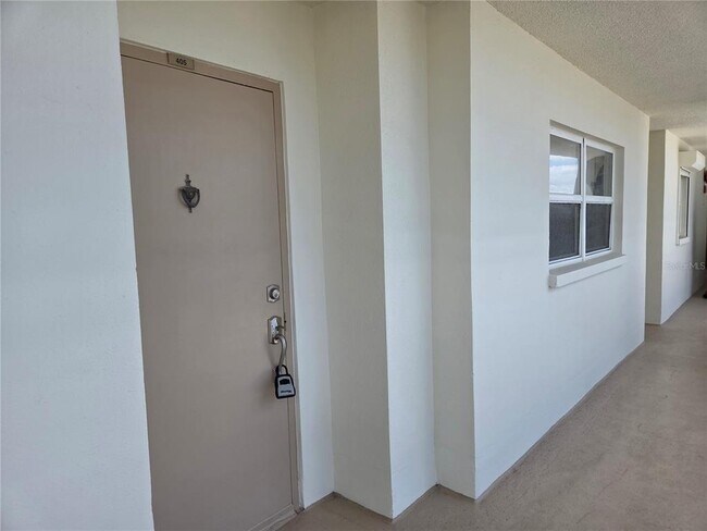 Building Photo - 9 Haig Pl