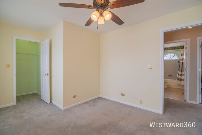 Building Photo - 164 Forestview Ct