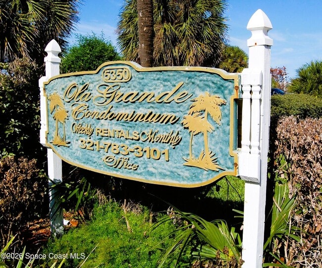 Building Photo - 5350 Ocean Beach Blvd