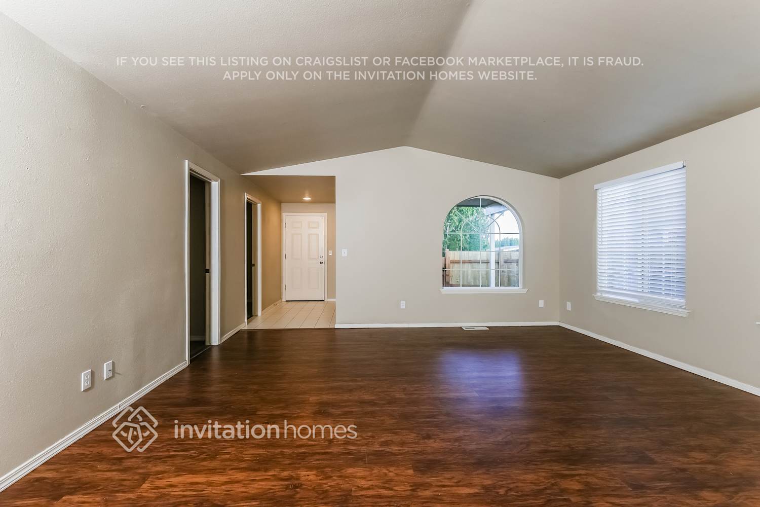 Building Photo - 314 95th Ave SE