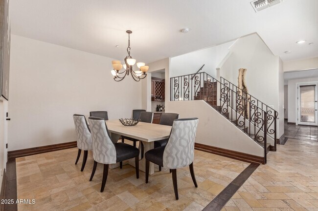 Building Photo - 9238 E Via De Vaquero Dr