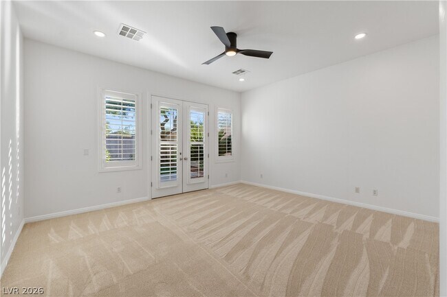 Building Photo - 11283 La Madre Ridge Dr