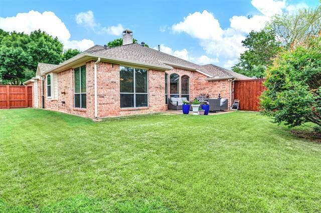 Building Photo - 4421 Oak Knoll Dr