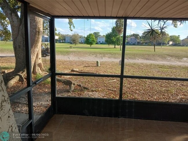 Building Photo - 9616 Oakburst Ln